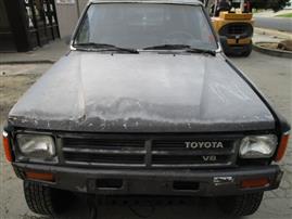 1988 TOYOTA PICK UP GRAY 2 DR 1/2 TON DELUXE STANDARD CAB LONG BED 3.0L  Z15958